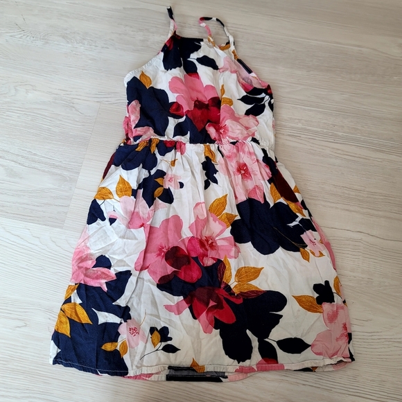 ♥️ 5 For $25 Girls bundle of 2  Old Navy Dress and Romper size Small - Picture 4 of 12